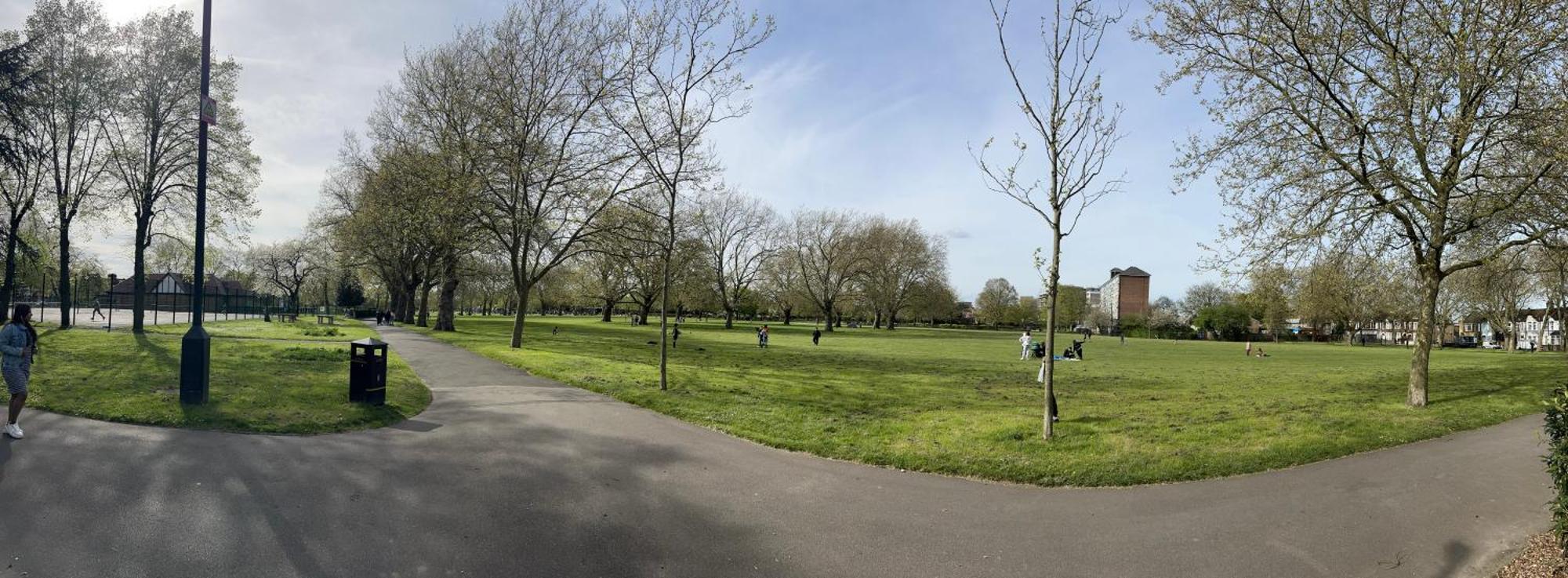 Cosy 2 Bedroom Flat In East Ham, Close To Excel Лондон Экстерьер фото
